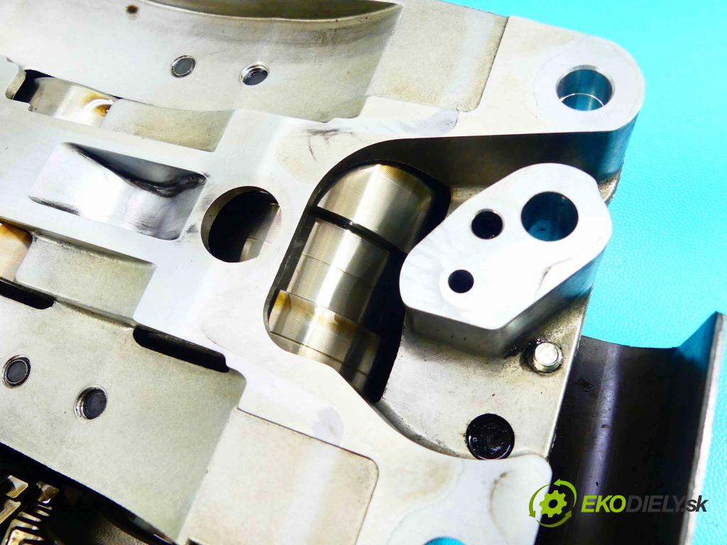 Toyota Avensis III T27 2009-2018 2.2 D-CAT 177 hp manual 130 kW 2231 cm3 4- čerpadlo olej: 2AD (Olejové pumpy)