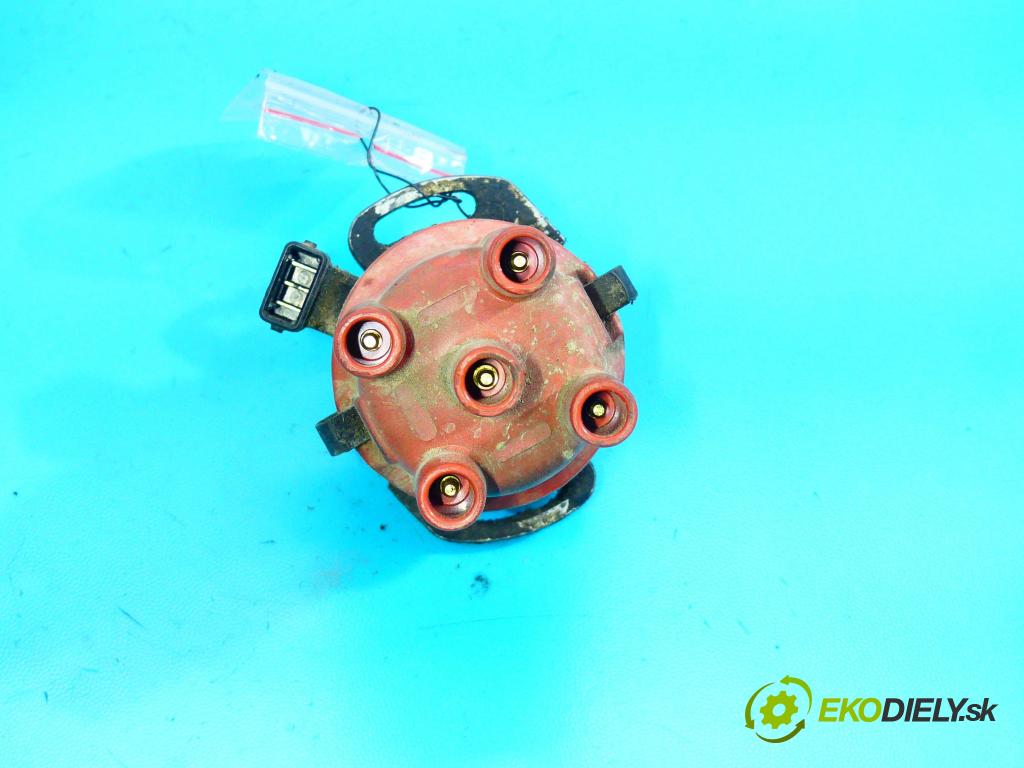 Vw Polo III 6N 1994-2001 1.0 45KM manual 33 kW 1043 cm3 3- rozdeľovač 0237521041 (Rozdeľovače)