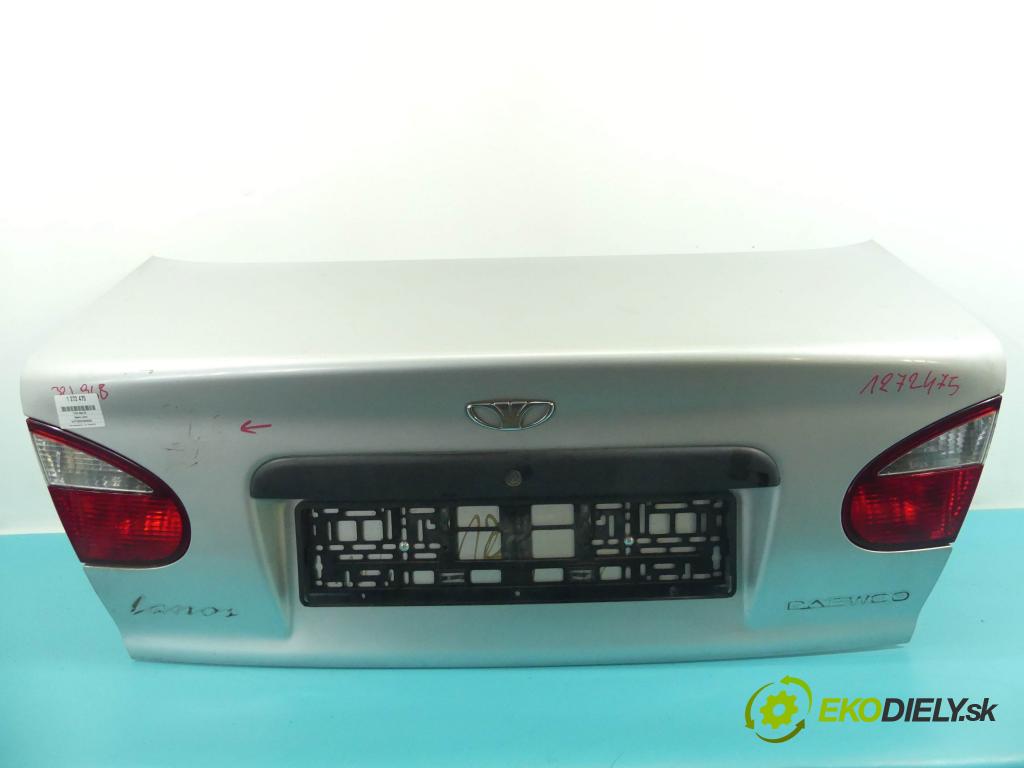 Daewoo Lanos 1.5 16v 101 hp manual 74 kW 1498 cm3 4- zadní kufrové dveře  (Zadní kapoty)