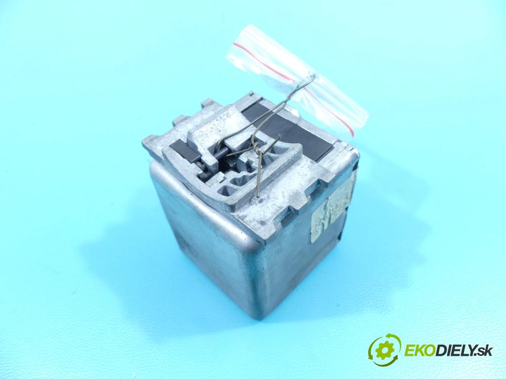 Saab 9-3 II 2002-2012 2.0 T 175 HP manual 129 kW 1998 cm3 4- Blokáda: řízení: 12782933 (Ostatné)