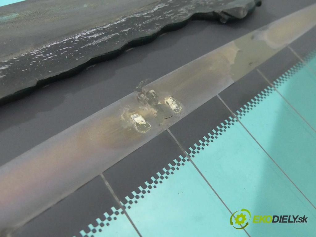 Skoda Roomster 1.4 tdi 80 hp manual 59 kW 1422 cm3 5- sklo zadní  (Okna zadní)