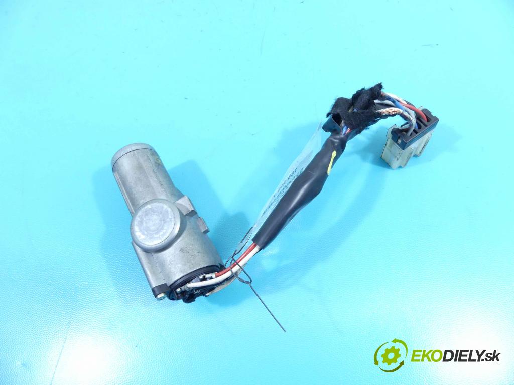 Nissan Vanette 2.3d 75 HP manual 55 kW 2283 cm3 5- Spínačka  (Spínacie skrinky a kľúče)