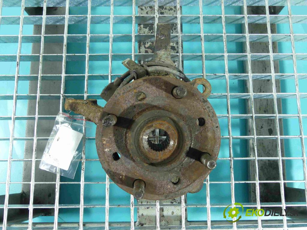 Mitsubishi Carisma 1.6 16v 103 HP manual 76 kW 1597 cm3 5- náboj pravé  (Náboje)