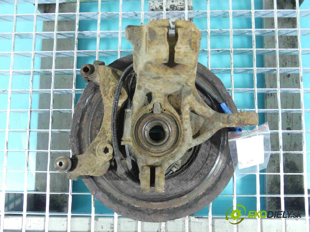 Citroen C3 I 2002-2009 1.4 hdi 68 HP manual 50 kW 1398 cm3 5- náboj pravé  (Náboje)