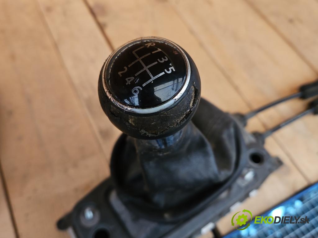 Vw Touran I 2003-2015 1.6 FSI 116 HP manual 85 kW 1598 cm3 5- Páka: Změny: stupeň,rýchlosť 1T0711049L (Rýchlostné páky / kulisy)