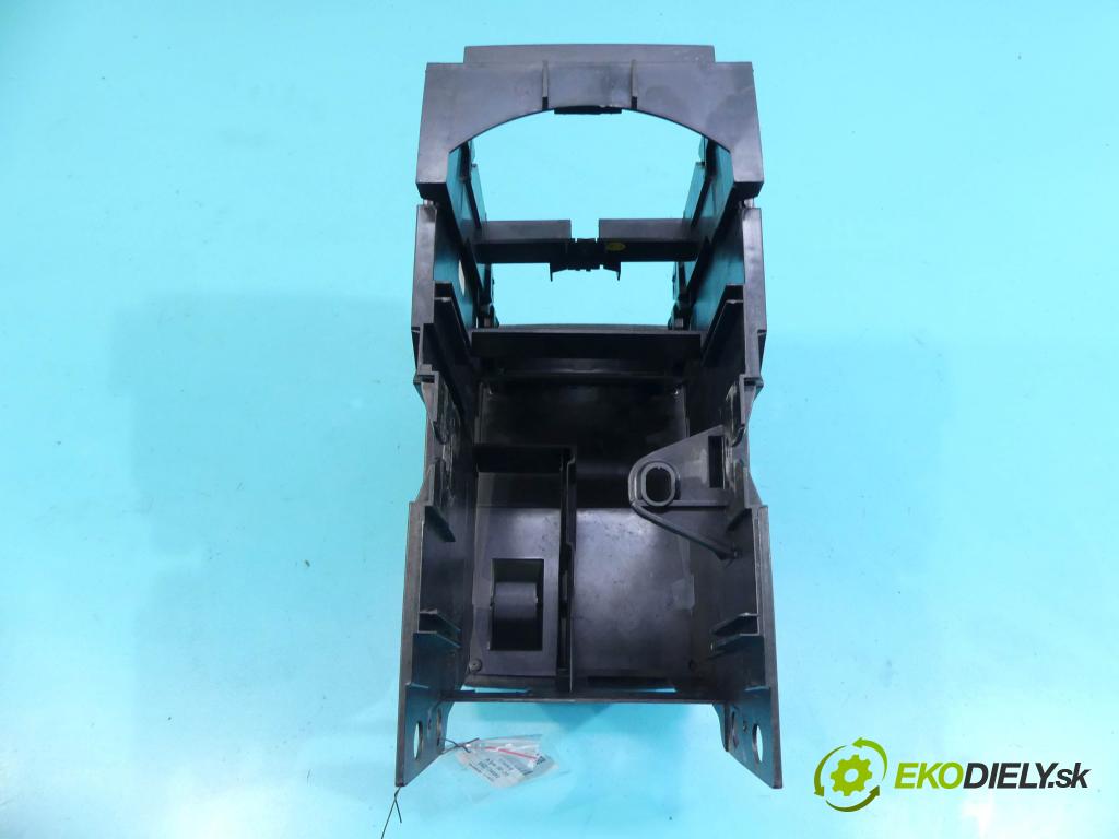 Vw Touran I 2003-2015 1.6 FSI 116 HP manual 85 kW 1598 cm3 5- operadlo 1T0864261B (Lakťové opierky)