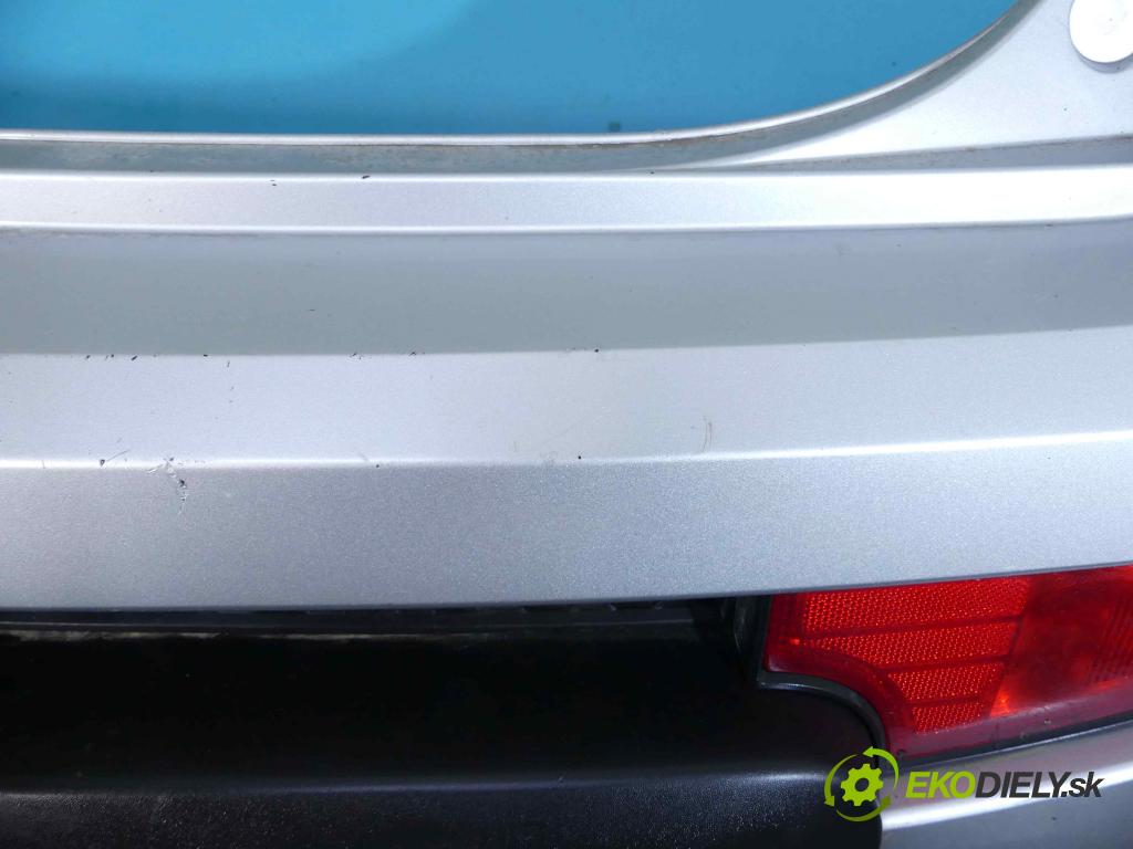 Kia Soul I 2008-2013 1.6 16v 126 hp manual 93 kW 1591 cm3 5- nárazník zadní