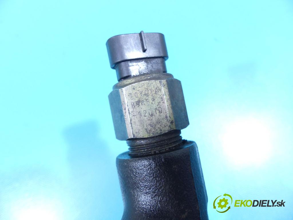 Toyota Corolla E12 2001-2009 2.0 D4D 90 HP manual 66 kW 1995 cm3 5- lišta vstrekovacia 89458-12010 (Vstrekovacie lišty)