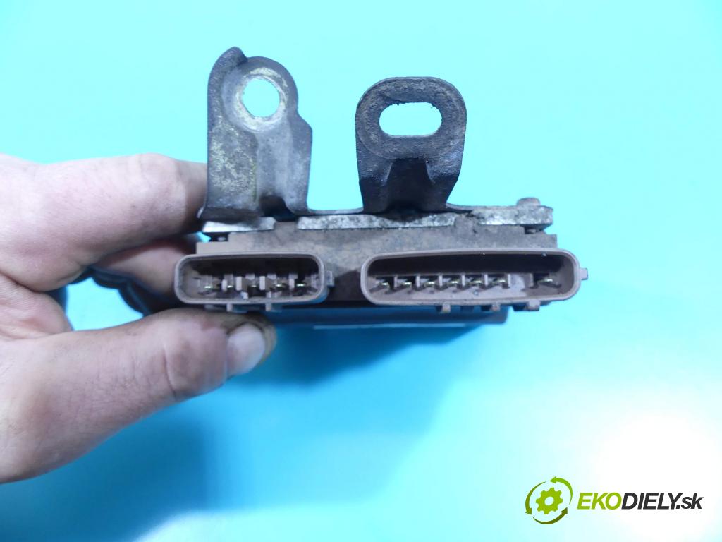 Toyota Corolla E12 2001-2009 2.0 D4D 90 HP manual 66 kW 1995 cm3 5- modul riadiaca jednotka 89871-20030 (Ostatné)