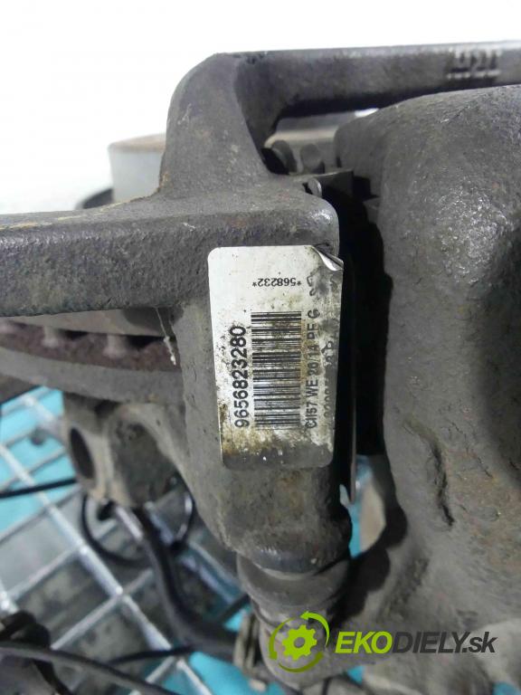 Peugeot 407 1.6 hdi 109 HP manual 80 kW 1560 cm3 4- brzdič predné ľavý (Ostatné)