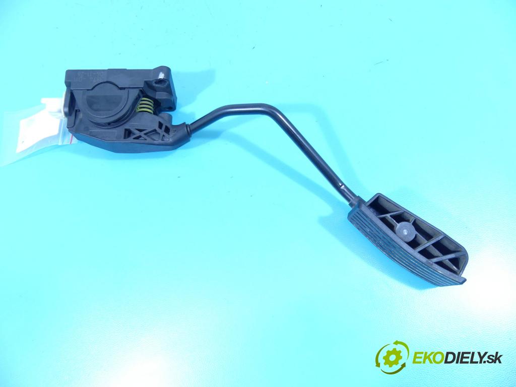 Peugeot 407 1.6 hdi 109 HP manual 80 kW 1560 cm3 4- pedále F00C3E2429 (Pedále)