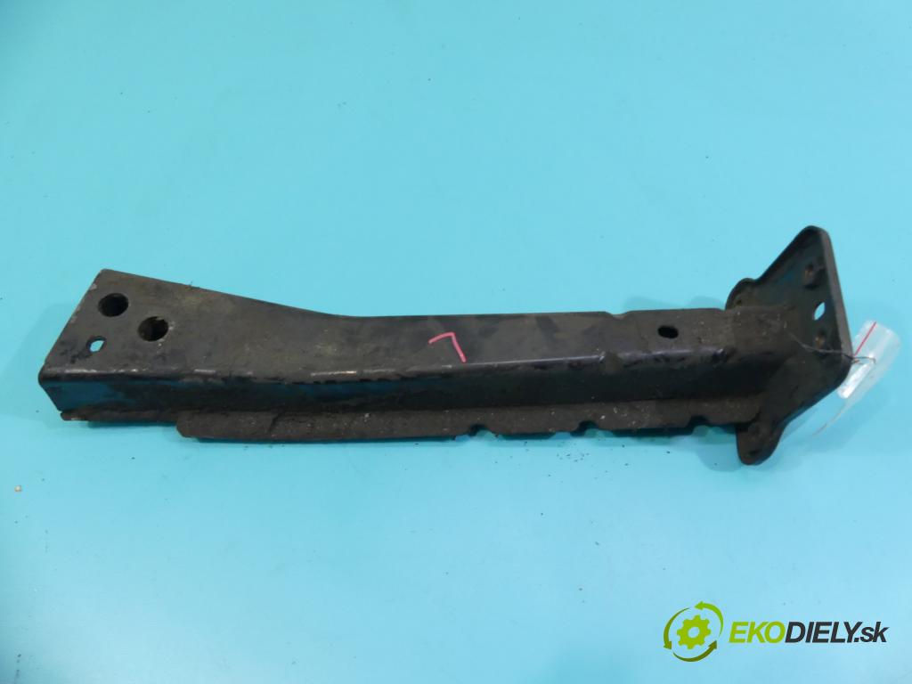Fiat Doblo II 2010- 2.0 jtd 135 hp manual 99 kW 1956 cm3 5- stěna přední  (Výztuhy přední)