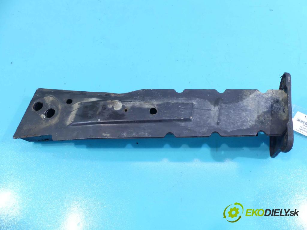 Fiat Doblo II 2010- 2.0 jtd 135 hp manual 99 kW 1956 cm3 5- stěna přední  (Výztuhy přední)