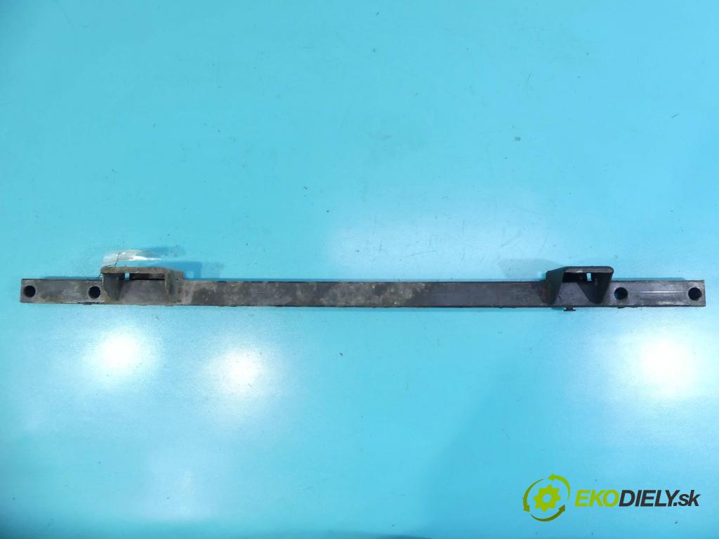 Fiat Doblo II 2010- 2.0 jtd 135 hp manual 99 kW 1956 cm3 5- stěna přední  (Výztuhy přední)