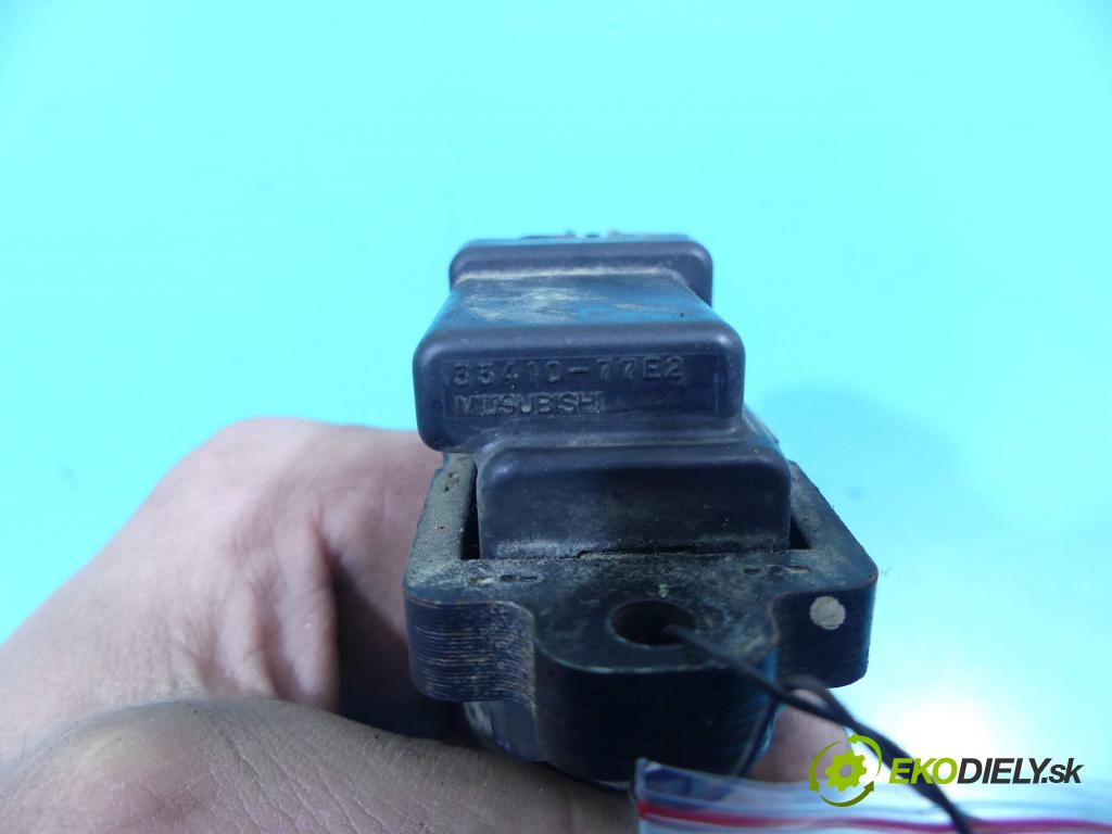 Suzuki Grand Vitara I 1998-2005 2.0 16v 128 HP manual 94 kW 1995 cm3 3- cievka zapaľovacia 33410-77E2 (Zapaľovacie cievky, moduly)