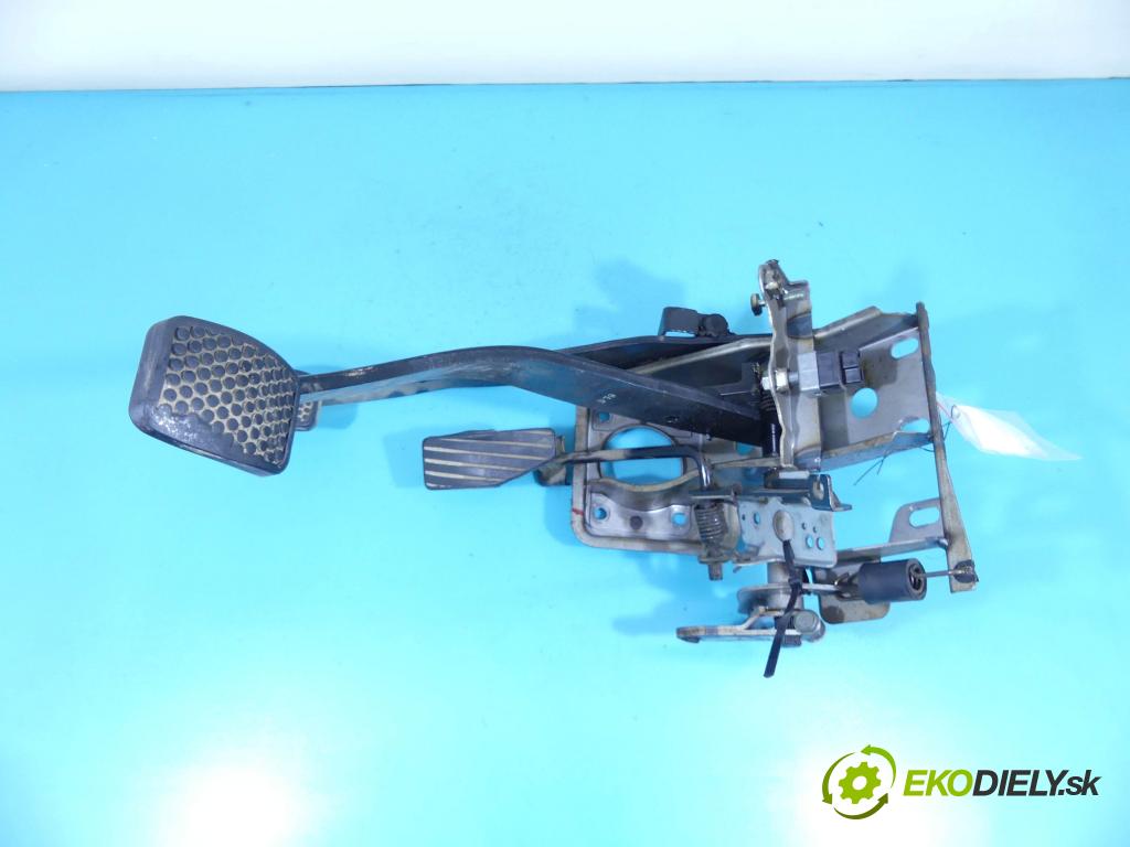 Suzuki Grand Vitara I 1998-2005 2.0 16v 128 HP manual 94 kW 1995 cm3 3- pedále  (Pedále)