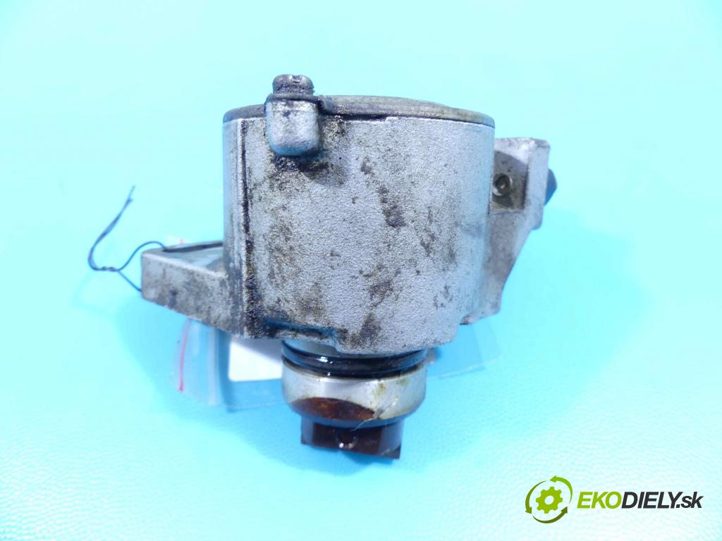 Suzuki Grand Vitara I 1998-2005 2.0 16v 128 hp manual 94 kW 1995 cm3 3- snímač pozice: hřídele vačkový J5T23182 (Snímače polohy kliky, vačky)