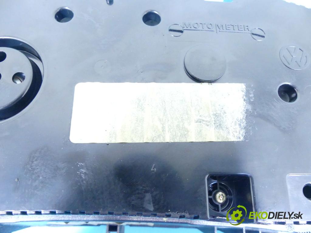 Vw Bora 1.9 tdi 110 HP manual 81 kW 1896 cm3 4- prístrojovka/ budíky 0268628002 (Prístrojové dosky, displeje)