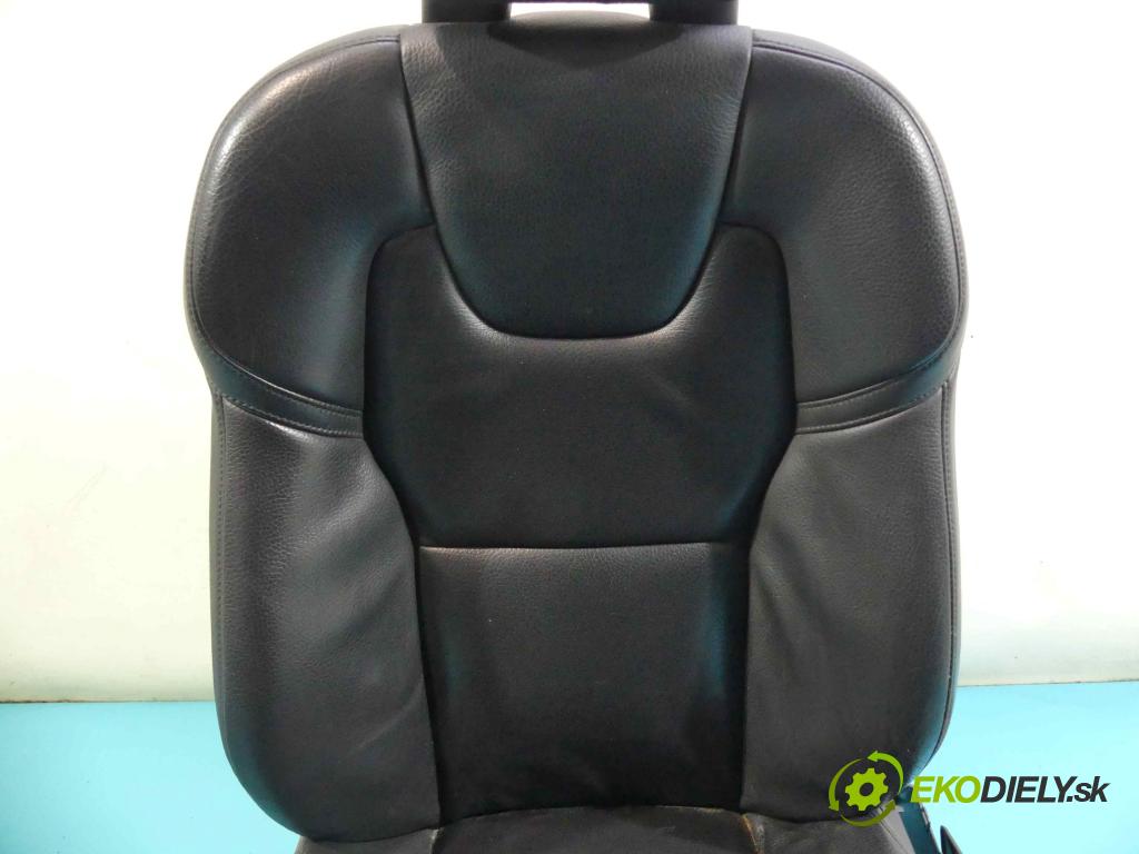 Volvo S90 2016- 2.0 T5 254KM automatic 187 kW 1969 cm3 4- Sedačka ľavý  (Sedačky, sedadlá)