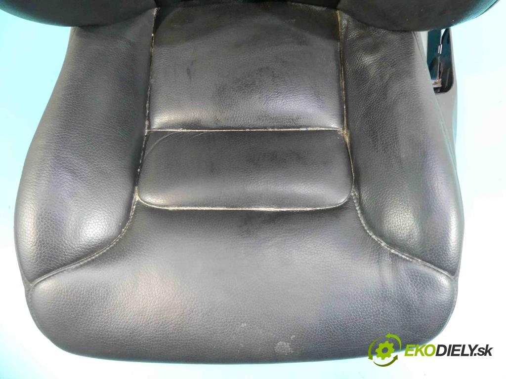 Volvo S90 2016- 2.0 T5 254KM automatic 187 kW 1969 cm3 4- Sedačka ľavý  (Sedačky, sedadlá)