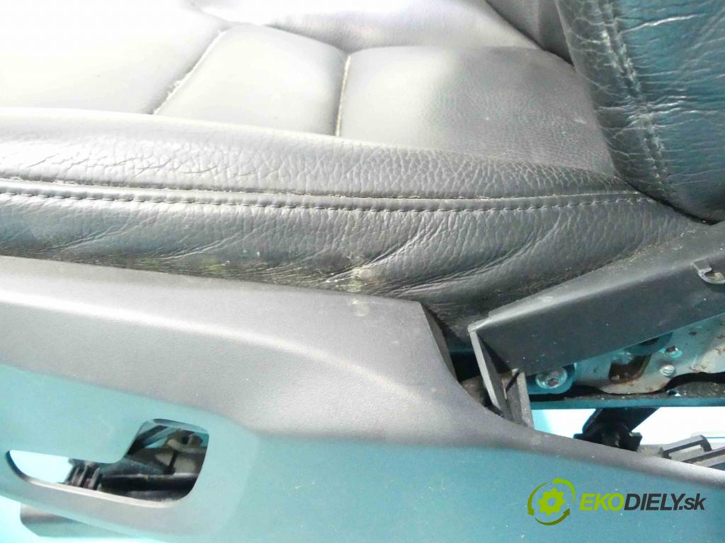 Volvo S90 2016- 2.0 T5 254KM automatic 187 kW 1969 cm3 4- Sedačka ľavý  (Sedačky, sedadlá)