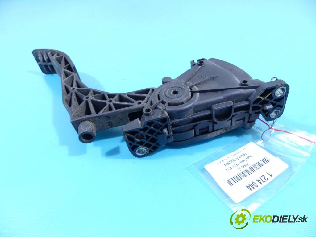 Skoda Fabia I 1999-2007 1.4 16v 80 HP manual 59 kW 1390 cm3 4- pedále 6Q1721503C (Pedále)