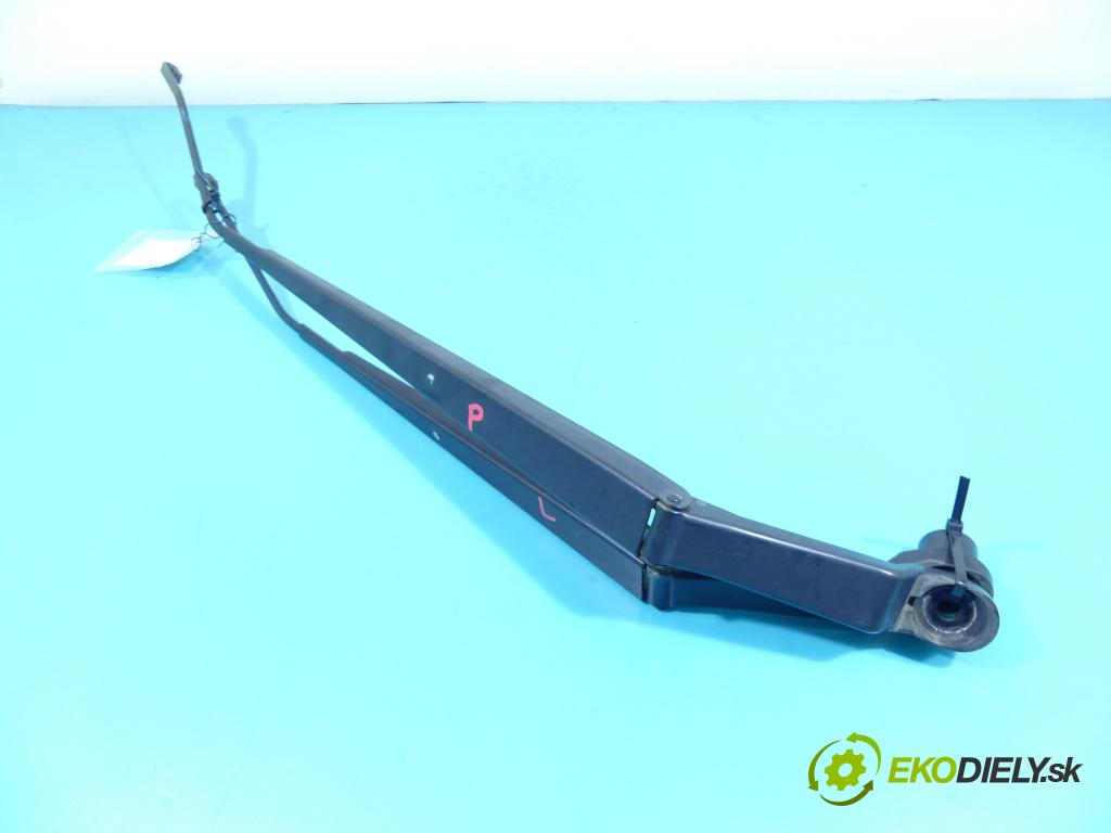 Mazda 5  2005-2010 2.0 citd 110 hp manual 81 kW 1998 cm3 5- rameno stěrače