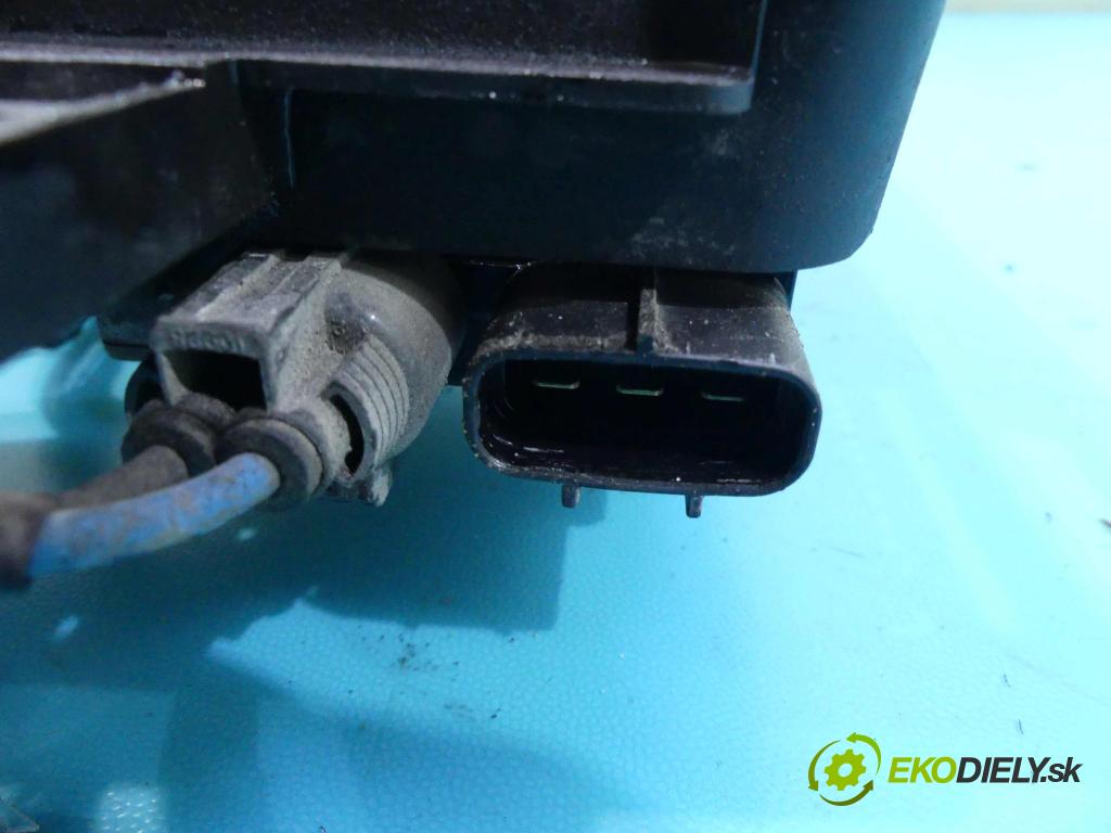 Mazda 5 2005-2010 2.0 citd 110 HP manual 81 kW 1998 cm3 5- Ventilátor chladiča