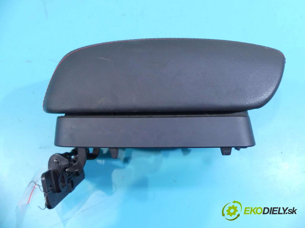 Kia Carens III  2006-2013 2.0 crdi 140 HP manual 103 kW 1991 cm3 5- operadlo  (Lakťové opierky)