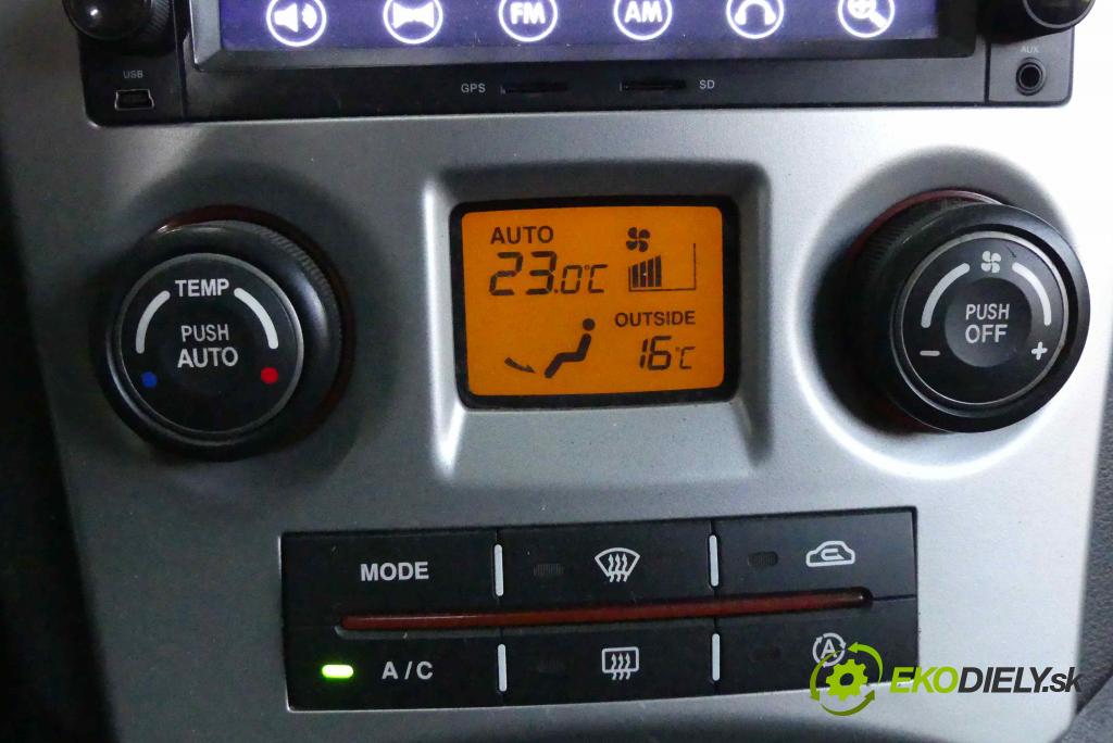 Kia Carens III  2006-2013 2.0 crdi 140 HP manual 103 kW 1991 cm3 5- panel kúrenia 97250-1D750WK