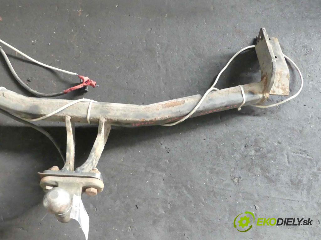 Kia Carens III  2006-2013 2.0 crdi 140 hp manual 103 kW 1991 cm3 5- oko tažné