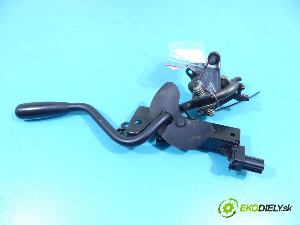 Dodge Caravan IV 2000-2007 3.3 V6 182KM automatic 134 kW 3301 cm3 5- Páka: Změny: stupeň,rýchlosť 04690805AC (Rýchlostné páky / kulisy)