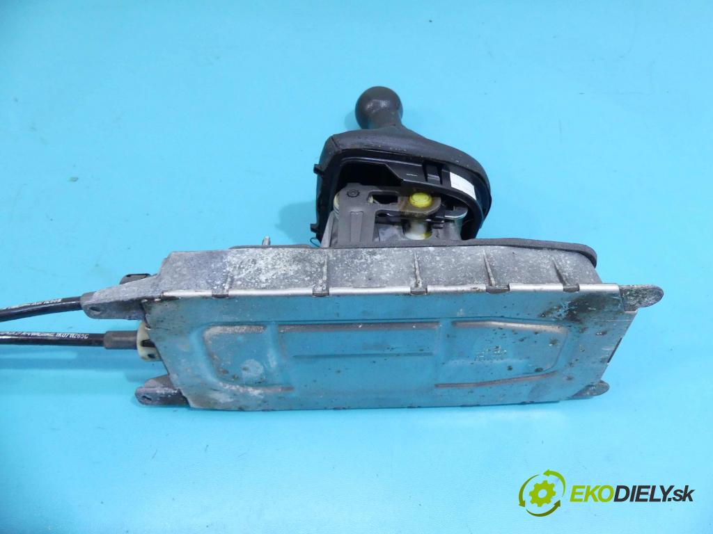 Seat Leon II 2005-2012 1.9 tdi 105 HP manual 77 kW 1896 cm3 5- Páka: Změny: stupeň,rýchlosť 1K0711091A (Rýchlostné páky / kulisy)