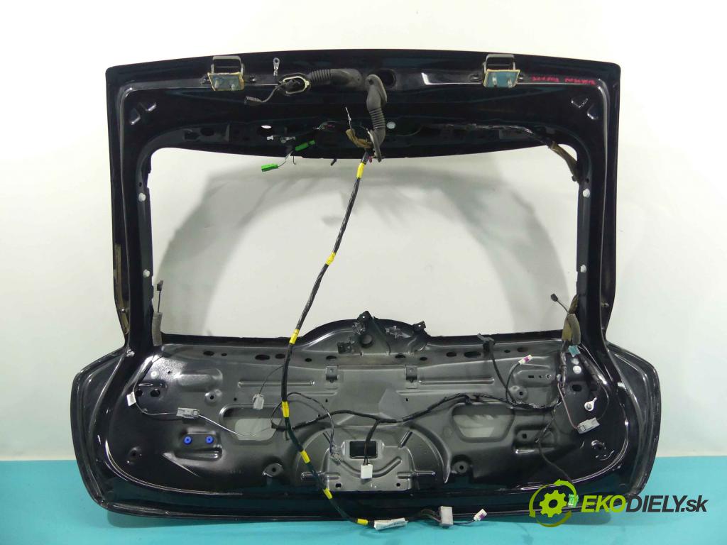 Volvo V60 I 2010-2018 3.0 T6 329KM automatic 242 kW 2953 cm3 5- zadní kufrové dveře  (Zadní kapoty)