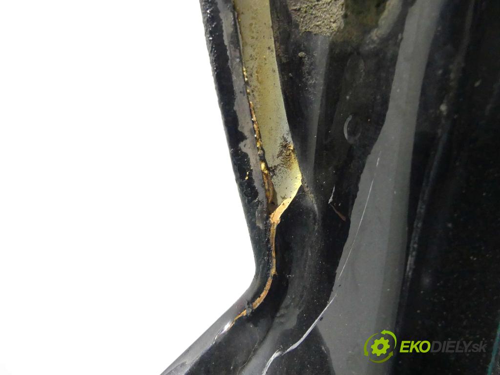 Volvo V60 I 2010-2018 3.0 T6 329KM automatic 242 kW 2953 cm3 5- zadní kufrové dveře  (Zadní kapoty)