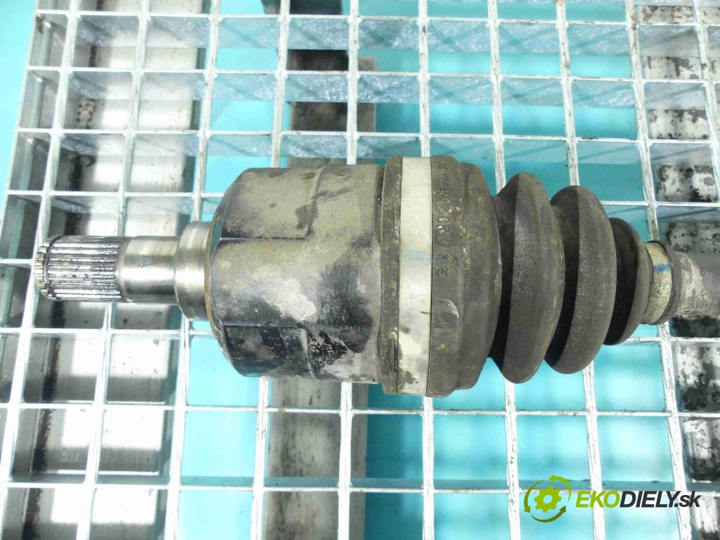 Hyundai Ix35 1.7 crdi 116 HP manual 85 kW 1685 cm3 5- poloos ľavé  (Poloosy)