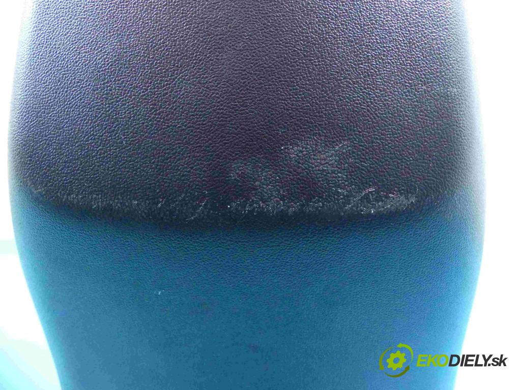 Hyundai Ix35 1.7 crdi 116 HP manual 85 kW 1685 cm3 5- operadlo 84652-2Y000 (Lakťové opierky)