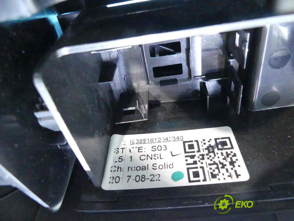 Volvo S90 2016- 2.0 T5 254KM automatic 187 kW 1969 cm3 4- operadlo 32201291 (Lakťové opierky)