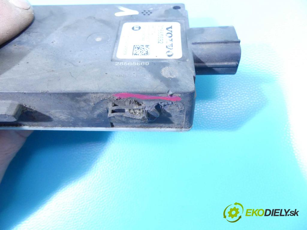 Volvo S90 2016- 2.0 T5 254KM automatic 187 kW 1969 cm3 4- modul riadiaca jednotka 31665692 (Ostatné)