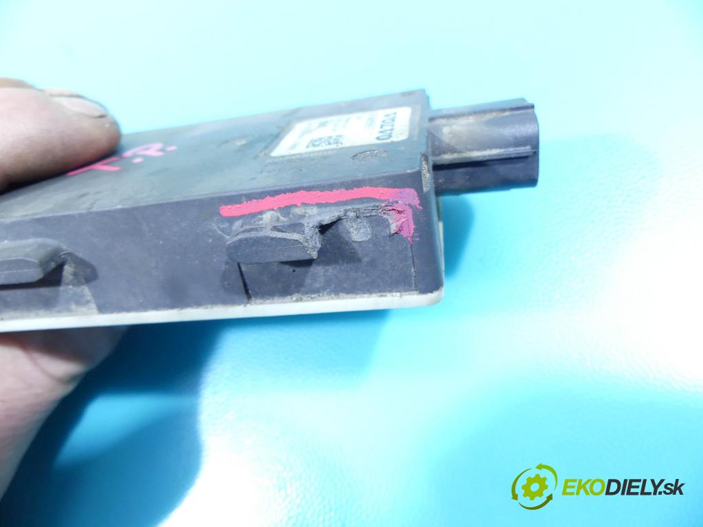 Volvo S90 2016- 2.0 T5 254KM automatic 187 kW 1969 cm3 4- modul riadiaca jednotka 31665693 (Ostatné)