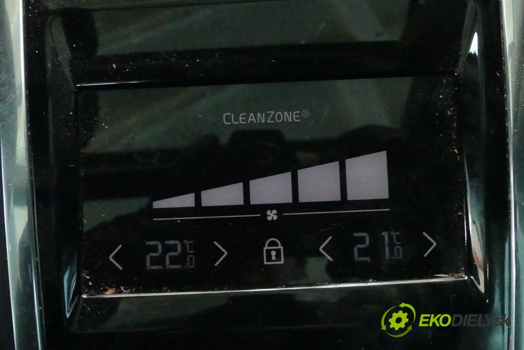 Volvo S90 2016- 2.0 T5 254KM automatic 187 kW 1969 cm3 4- panel kúrenia P31485754