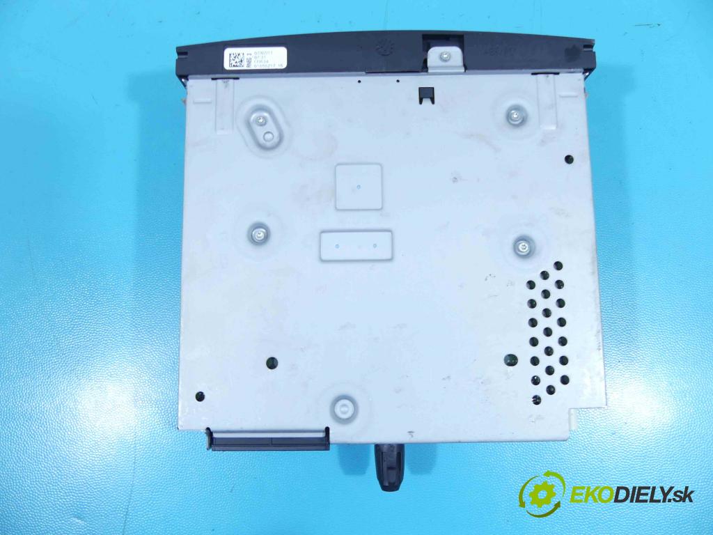 Citroen C5 II 2008-2017 1.6 THP 156 HP automatic 115 kW 1598 cm3 5- Radio originál 96751717ZD