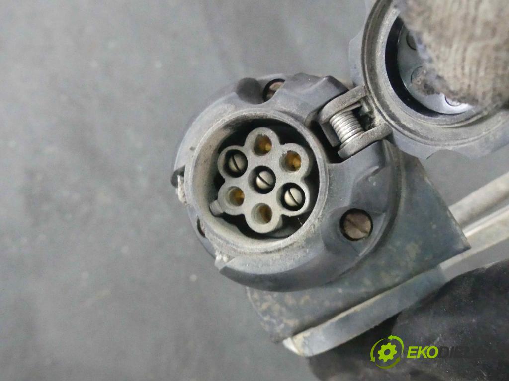 Citroen C5 II 2008-2017 1.6 THP 156 hp automatic 115 kW 1598 cm3 5- oko tažné