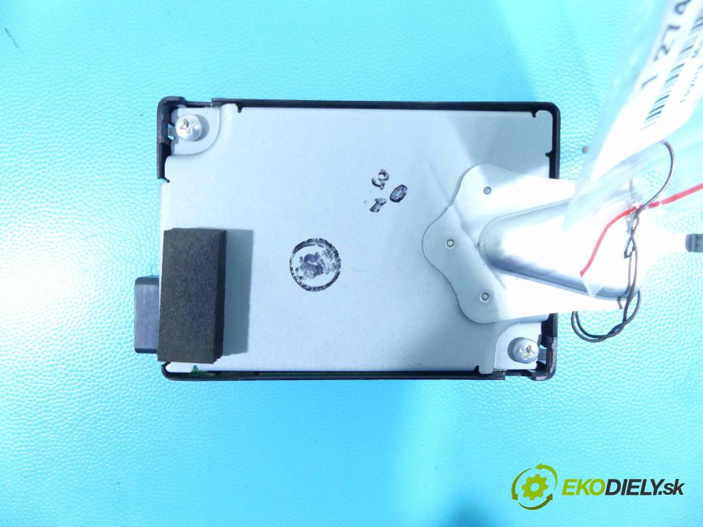 Toyota Corolla E16/E18  2013-2019 1.6 16v 132  HP manual 97 kW 1598 cm3 4- modul riadiaca jednotka 89760-02060 (Ostatné)