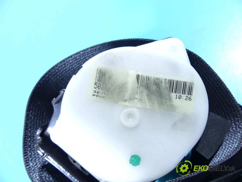 Toyota Corolla E16/E18  2013-2019 1.6 16v 132  HP manual 97 kW 1598 cm3 4- pas bezpečnosť: