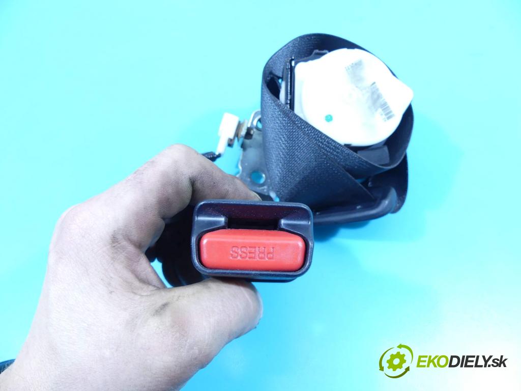 Toyota Corolla E16/E18  2013-2019 1.6 16v 132  HP manual 97 kW 1598 cm3 4- pas bezpečnosť: