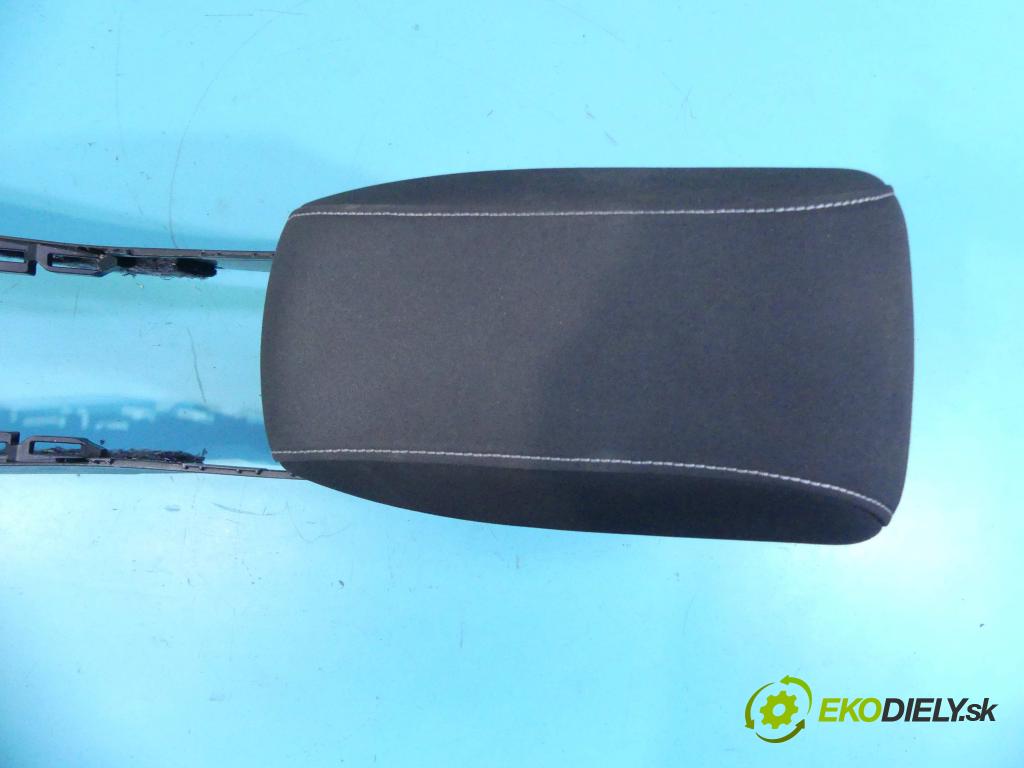 Toyota Corolla E16/E18  2013-2019 1.6 16v 132  HP manual 97 kW 1598 cm3 4- operadlo 58910-02350 (Lakťové opierky)