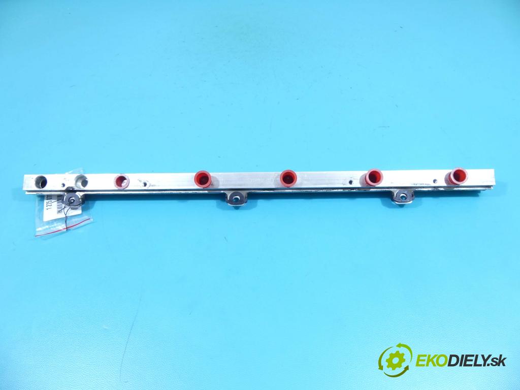 Volvo V60 I 2010-2018 3.0 T6 329KM automatic 242 kW 2953 cm3 5- lišta vstrekovacia 7G9N-9H487-AC (Vstrekovacie lišty)