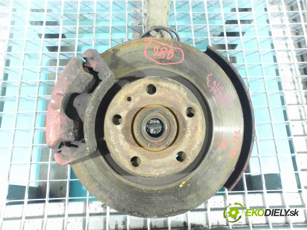 Audi A4 B5 1994-2001 1.8 20V 125 HP manual 92 kW 1781 cm3 5- náboj pravé  (Náboje)