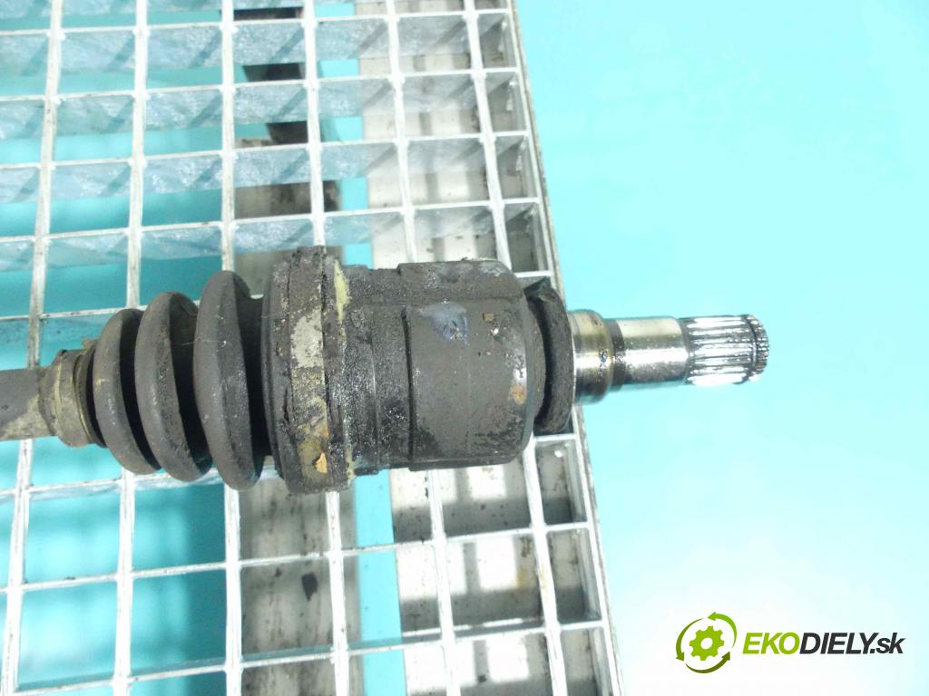 Toyota Yaris I 1999-2005 1.4 D4D 75 HP manual 55 kW 1364 cm3 3- poloos pravé  (Poloosy)